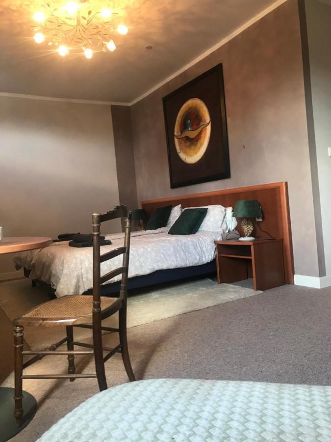 Moon River Chambre D'Hote Saint-Junien Exterior photo